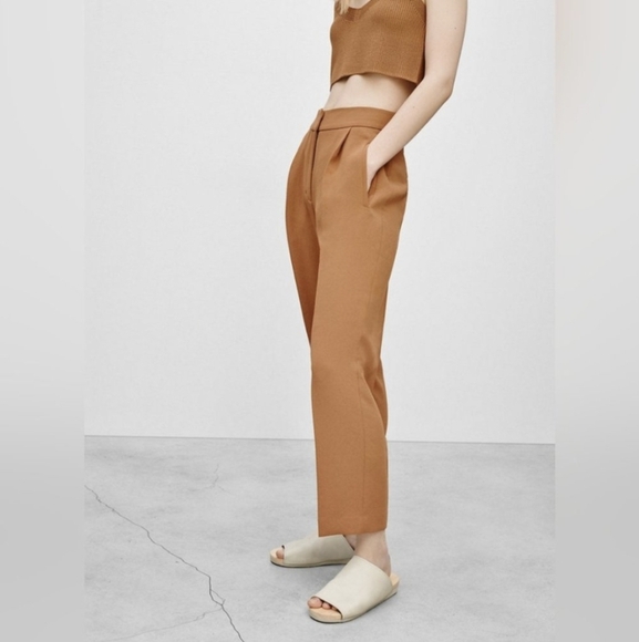 Aritzia | Wilfred Effortless Cropped Pant - Picture 3 of 12